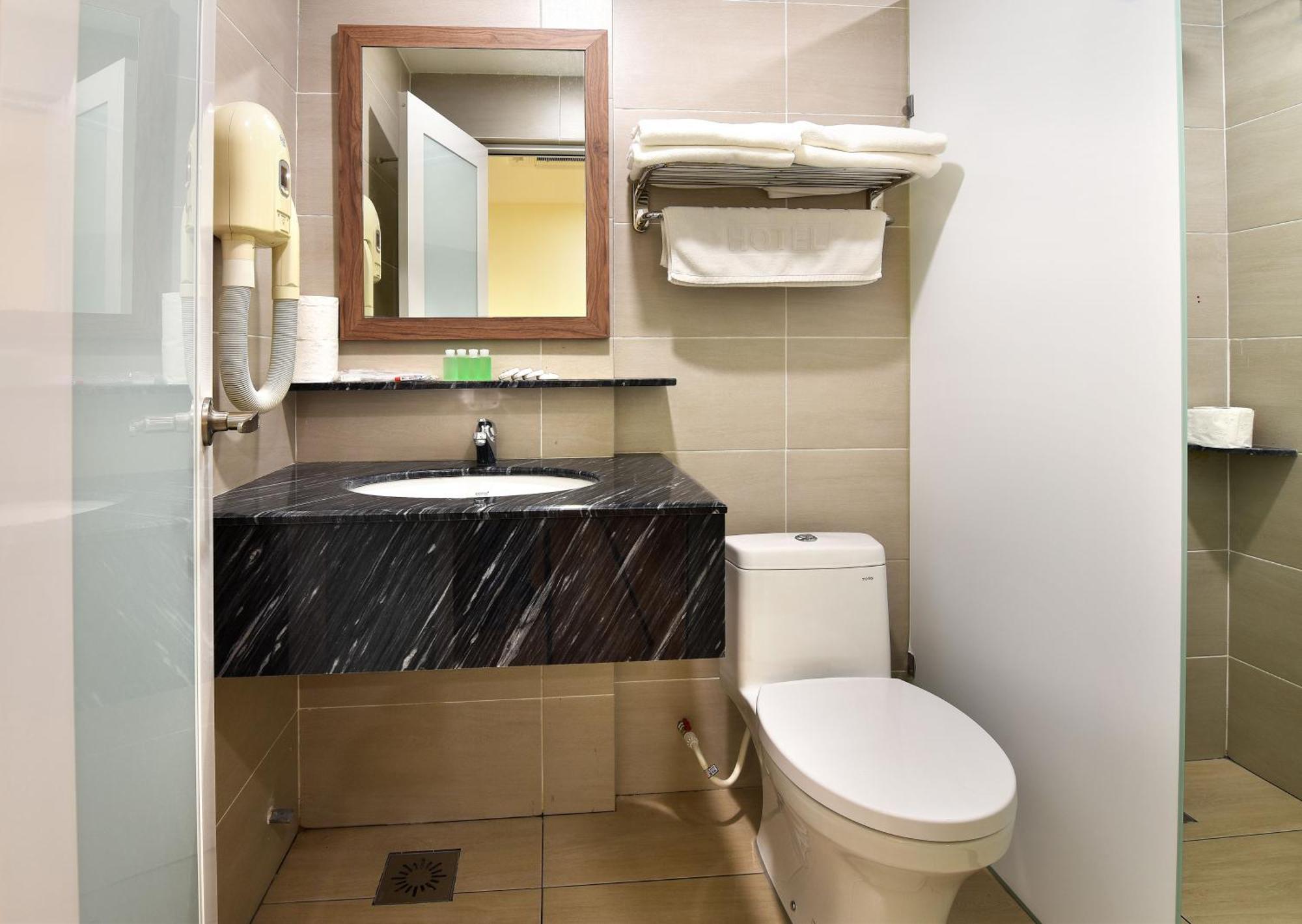 Yangtze Hotel 长江酒店 Johor Bahru Habitación foto
